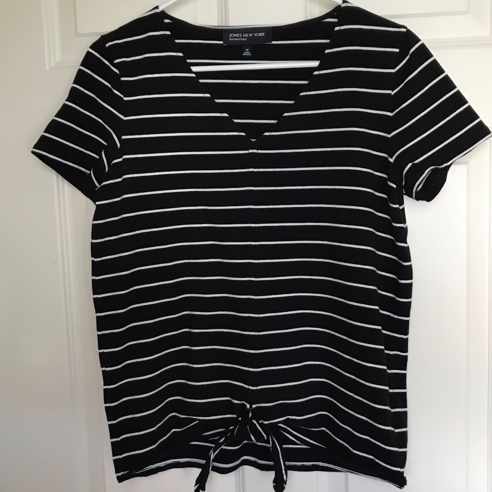 Jones of New York Signature Short Sleeve T